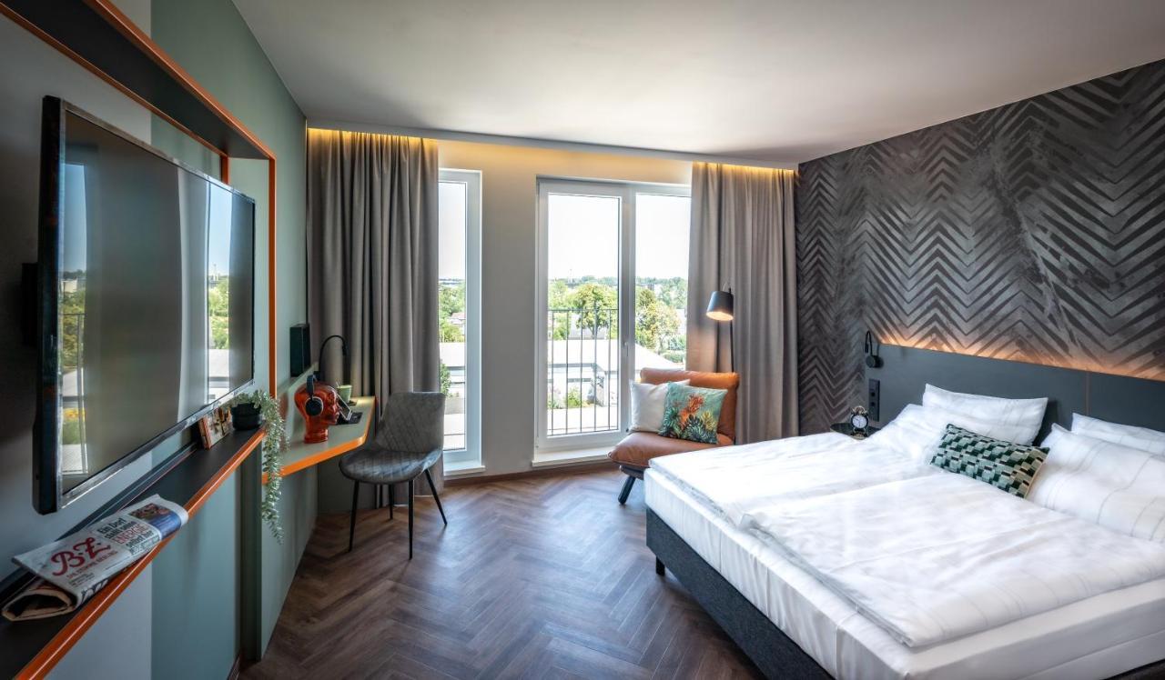 Loginn Hotel Berlin Airport Экстерьер фото