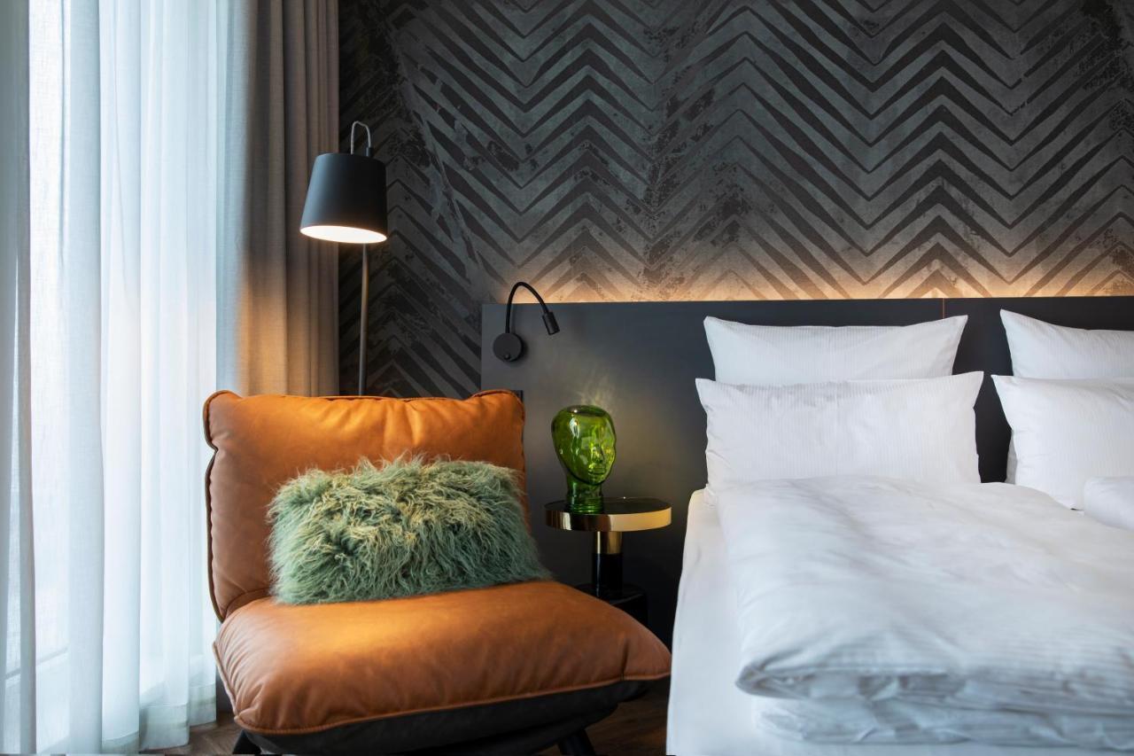 Loginn Hotel Berlin Airport Экстерьер фото